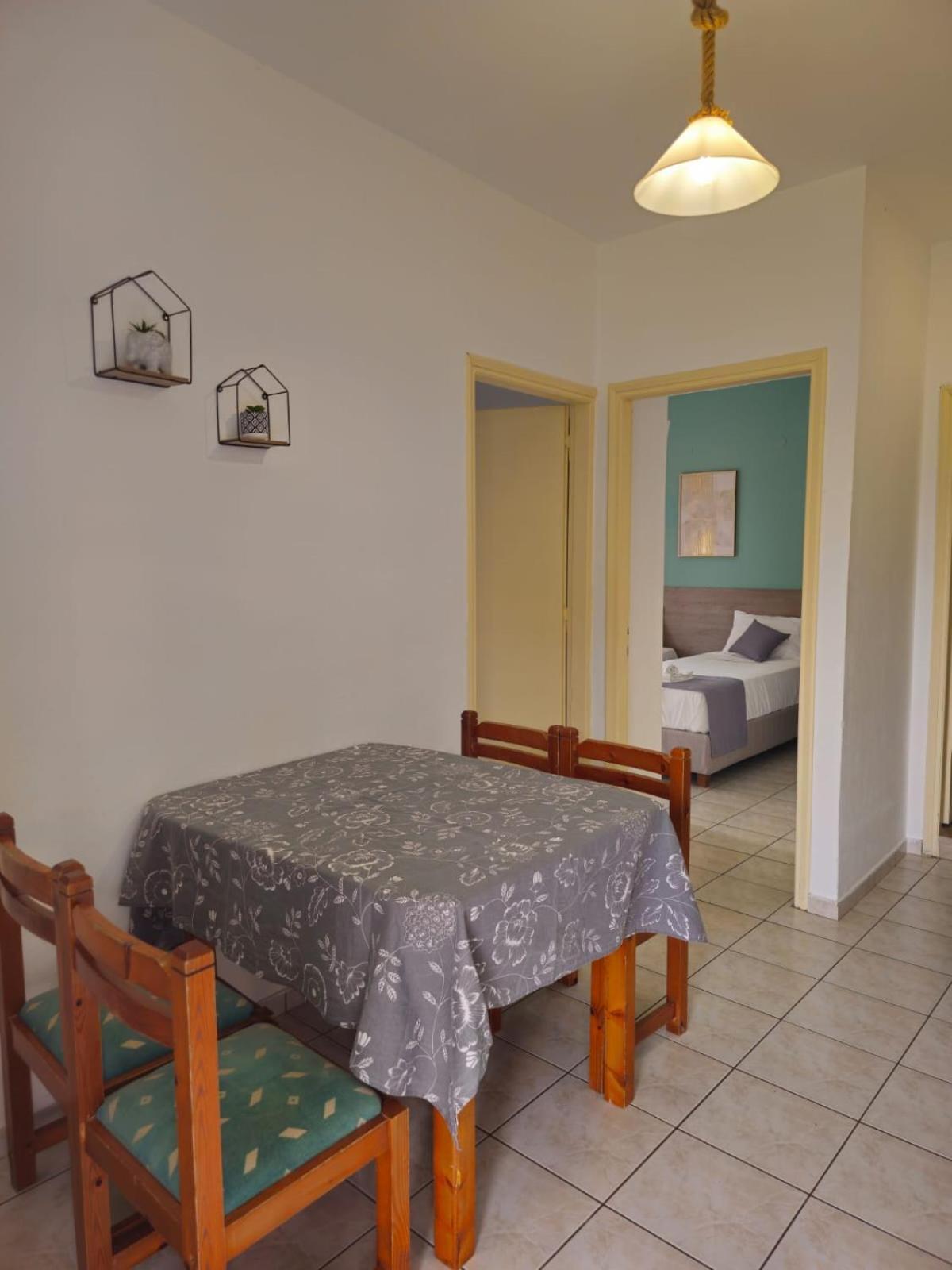 Gardelis Gardens Apartment Benitses  Room photo